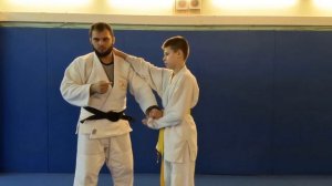 Простые варианты срывов захвата в дзюдо.