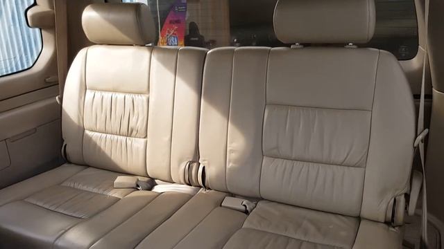 1999 Green Toyota Land Cruiser Interior смотреть онлайн