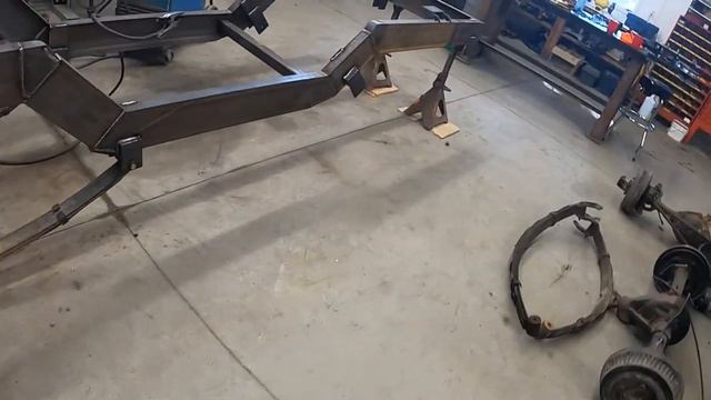 DIY Budget Build SXS Bert Part 6!! Gets Axles And Wheels Installed!! Its HUGE!! смотреть онлайн