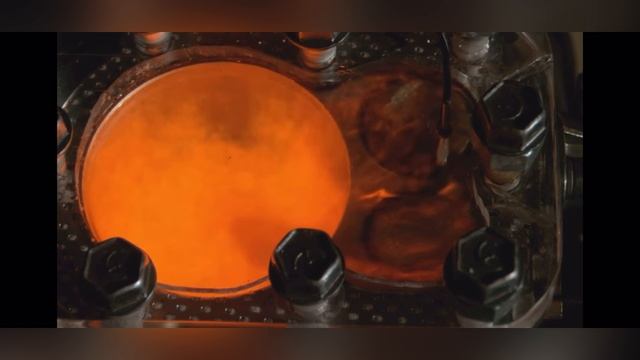 ВНУТРИ ДВИГАТЕЛЯ