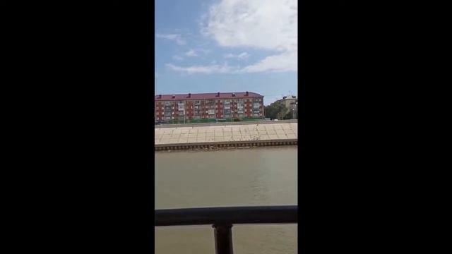 Прогулка на теплоходе по реке Иртыш в г  Омске. Boat Trip On The Irtysh River In Omsk