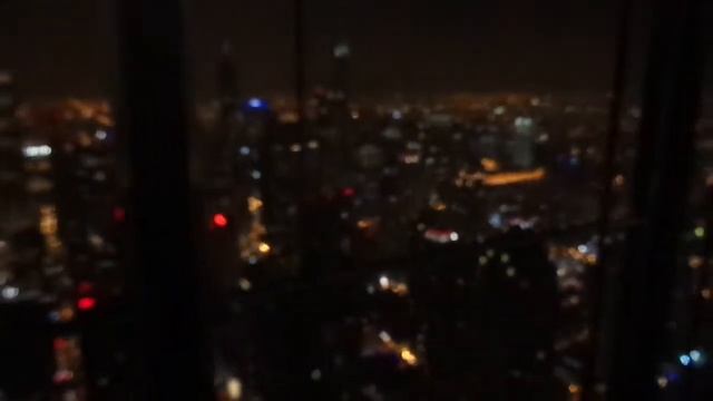 John Hancock Building 360 Observation Deck Chicago - Outside Balcony at Night смотреть онлайн