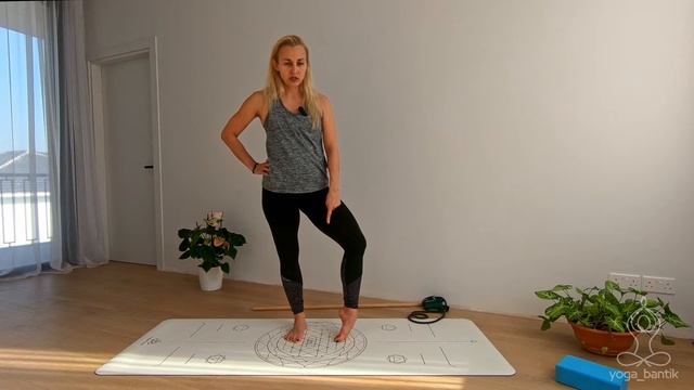 Йога: разминка для стоп | Лёгкая походка и профилактика плоскостопия смотреть онлайн