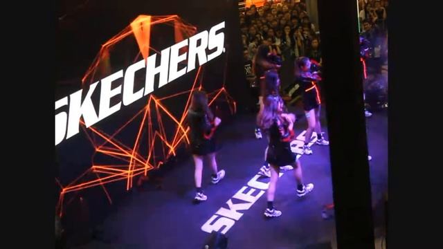 Skechers D'Lites 2 Sweet Monster Kpop Dance Competition 2017 - Virus Ladies' Performance смотреть онлайн