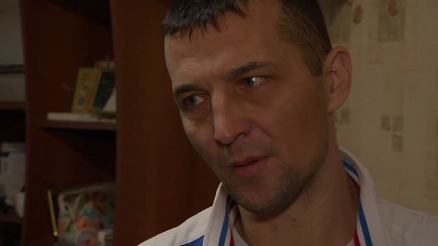 В Волгограде прощаются с годовалой пациенткой Михаила Каабака смотреть онлайн