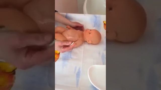 Ежедневный уход за новорожденным смотреть онлайн