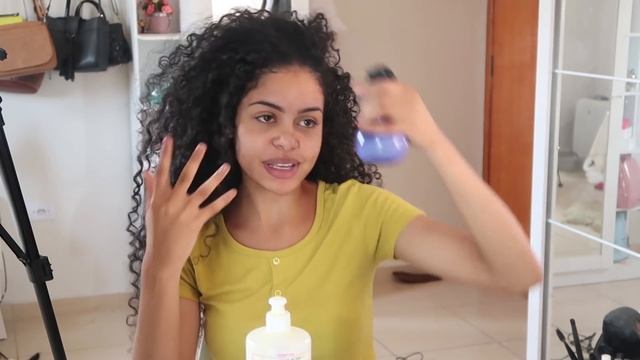 CACHOS DEFINIDOS E BRILHOSOS! | Steffany Borges | Salon Line смотреть онлайн