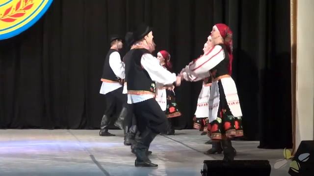 Молдавский танец «Мэрунцика»