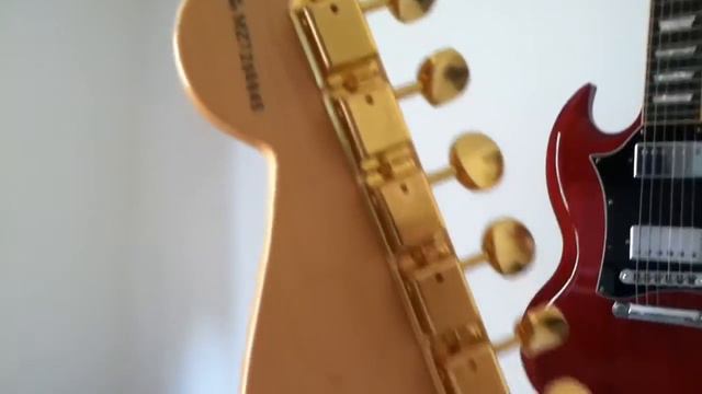 Fender Deluxe Player's Stratocaster (new version) (HD) смотреть онлайн