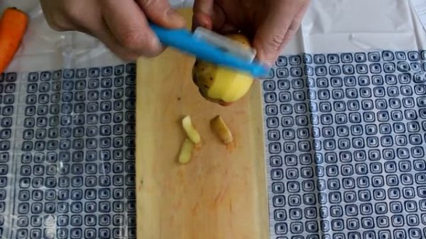 Нож-овощечистка SATOSHI