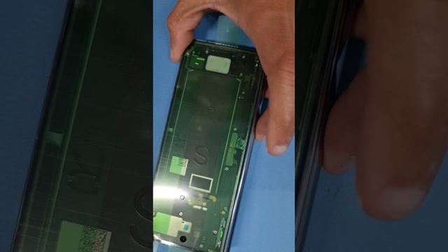 Samsung Galaxy Z Fold 4 5g Screen Replacement (Outer) Disassembly Teardown смотреть онлайн
