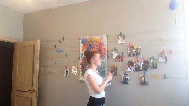 Как красиво повесить фотографии и картины без рамок и гвоздей дома (выпуск#8) смотреть онлайн