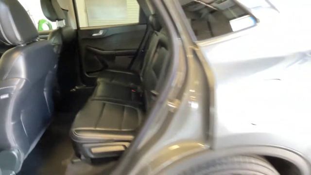 SC2072 2022 Ford Escape Titanium смотреть онлайн