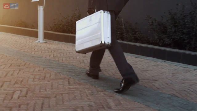 Эстонские банки будут контролировать счета любовниц известных лиц? смотреть онлайн