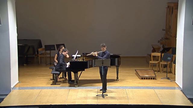 S. Prokofiev, Sonata Op. 94 for flute and piano - III Andante смотреть онлайн