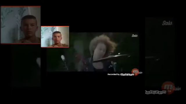 Реакция на песню (2 типа людей)!!! смотреть онлайн