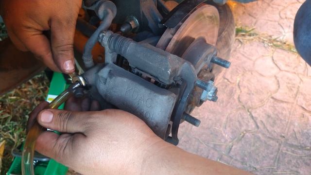 COMO PURGAR FRENOS DEL SPARK Y BEAT CHEVROLET смотреть онлайн