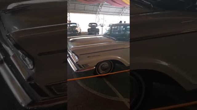 Auto Mercury clásico смотреть онлайн