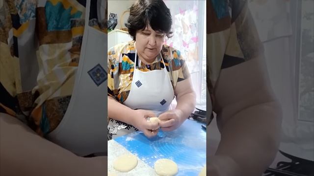 Формування булочок троянди? виходять дуже гарні. смотреть онлайн