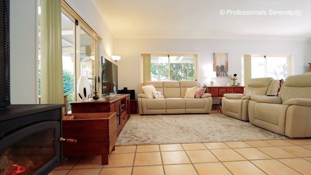 71-79 Murray Grey Drive, Tamborine QLD 4270 смотреть онлайн