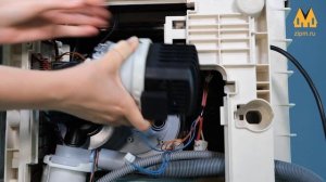 Покажем, как поменять нагревательный элемент в посудомоечной машинке.