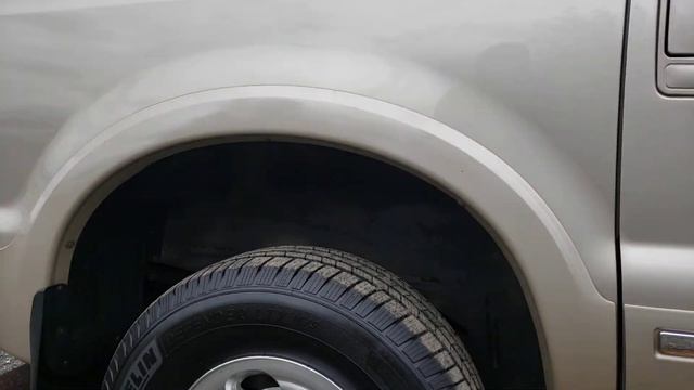 2005 Ford Excursion 4x4 смотреть онлайн