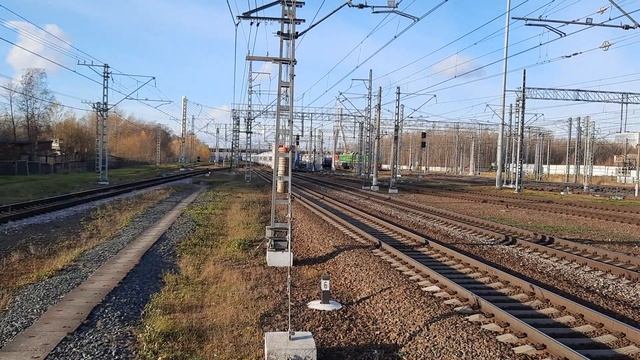 ЭВС2-04 "Сапсан" (Москва - СПб) и ЭВС1-05 "Сапсан" (СПб - Москва) / ж/д ст. Обухово смотреть онлайн