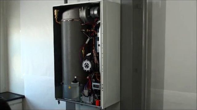 Ремонт котла Kiturami World Plus Замена электрода розжига смотреть онлайн