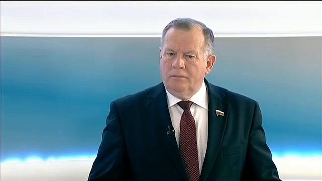 Иван Лоор: закон о доплате сельским пенсионерам будем менять смотреть онлайн