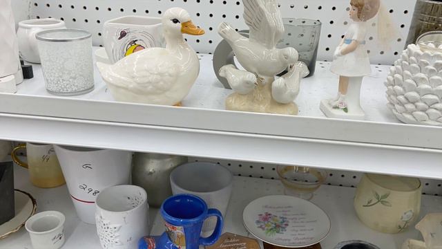 Thrift With Me смотреть онлайн