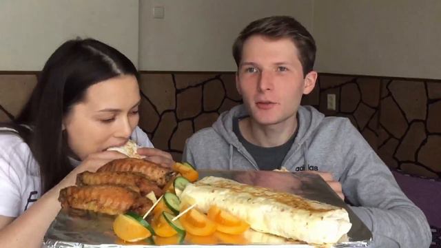 ОГРОМНАЯ ДОМАШНЯЯ ШАУРМА🌯/КРЫЛЬЯ/овощи/MUKBANG/asmr/MARI.K смотреть онлайн