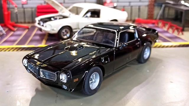 WELLY 1:24 1972 Pontiac Firebird Trans Am 455HQ смотреть онлайн
