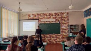 Видео урок по алгебре в 7 классе :"свойства степени с натуральным показателям"