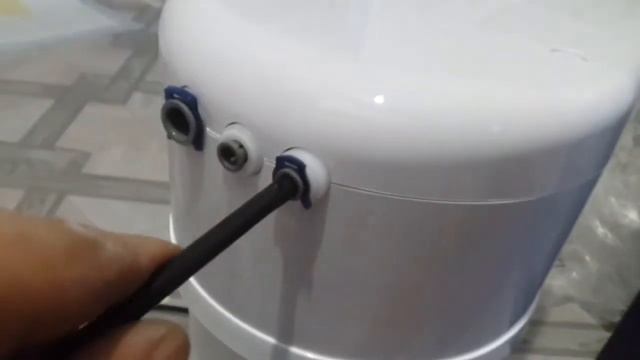 Как подключить смеситель,посудомойку и фильтр Аквафор обратный осмос. смотреть онлайн