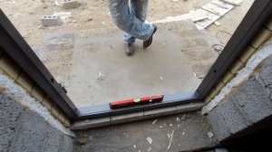 Установка входной металлической двери своими руками.