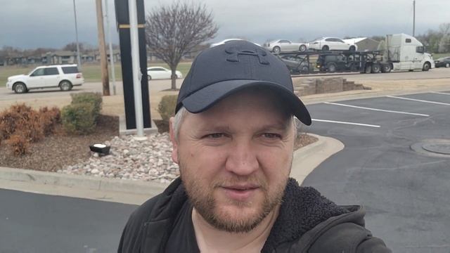 Упали цены на перевозку? Или сколько сейчас зарабатывает водитель на перевозке машин в США. смотреть онлайн