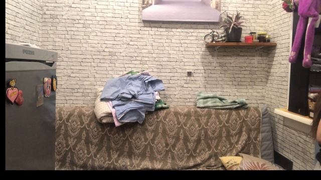 Скрытая камера засняла Сашу смотреть онлайн