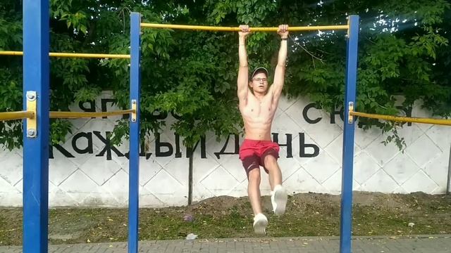 Как накачать СУПЕР пресс на турнике? Лучшие упражнения для тренировки смотреть онлайн