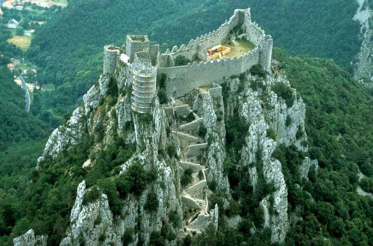 Пуйлауренс (Château de Puilaurens) и Пейрепертюз (Château de Peyrepertuse) смотреть онлайн