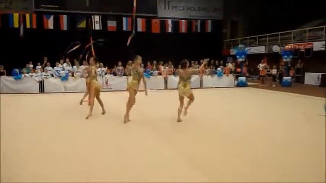 Grupna Vježba Juniorske Mađarske Reprezentacije Pecs Cup 2015