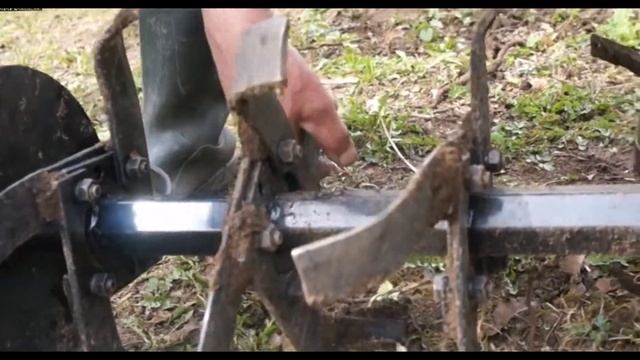 Культиватор Aurora Space Yard 1350 D Plus смотреть онлайн