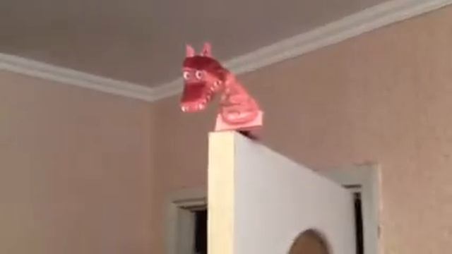 Дракон который следит за тобой смотреть онлайн