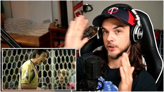 Average AMERICAN REACTS To Football / Soccer 'Impossible Saves' смотреть онлайн