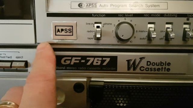 Sharp Gf-767 или Sharp Gf-1000 вот и думайте:) смотреть онлайн