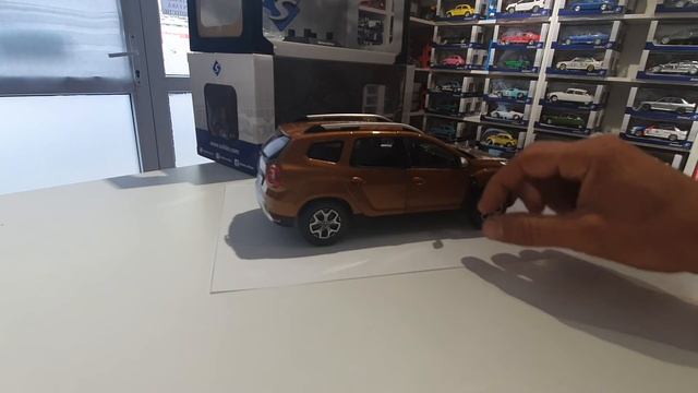 Dacia Duster 2018 1:18 diecast by Solido - unboxing смотреть онлайн