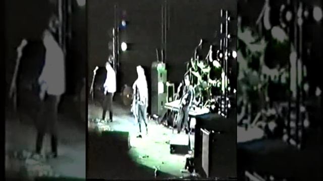 Morrissey - Live November Spawned a Monster Nassau 11 Nov 91 смотреть онлайн