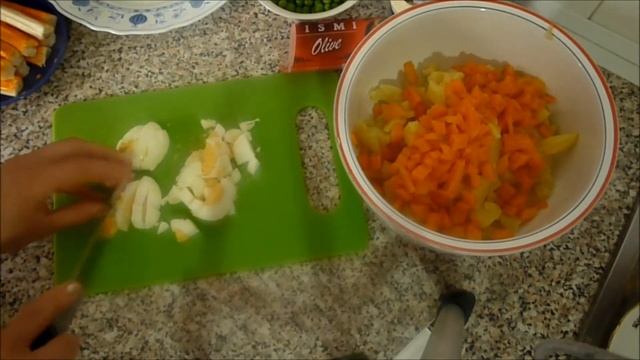 Insalata Russa... Olivier Russian Potato Salad (Как Приготовить Салат Оливье смотреть онлайн