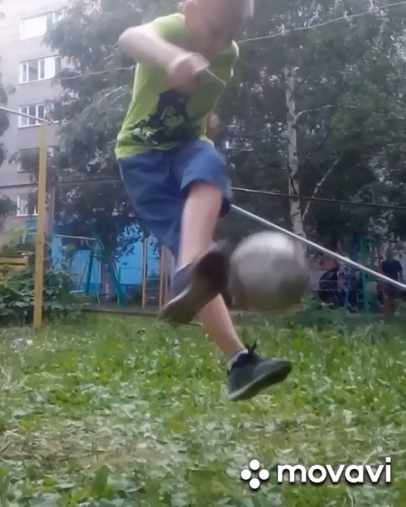 ФУТБОЛЬНЫЙ ФРИСТАЙЛ В ТОМСКЕ. Revers Cross - Crossover.