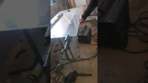 как отрезать каленое стекло электросваркой 25 сентября 2021 г.