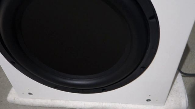 Elac Sub 2050 - Woofer Test + Infos смотреть онлайн